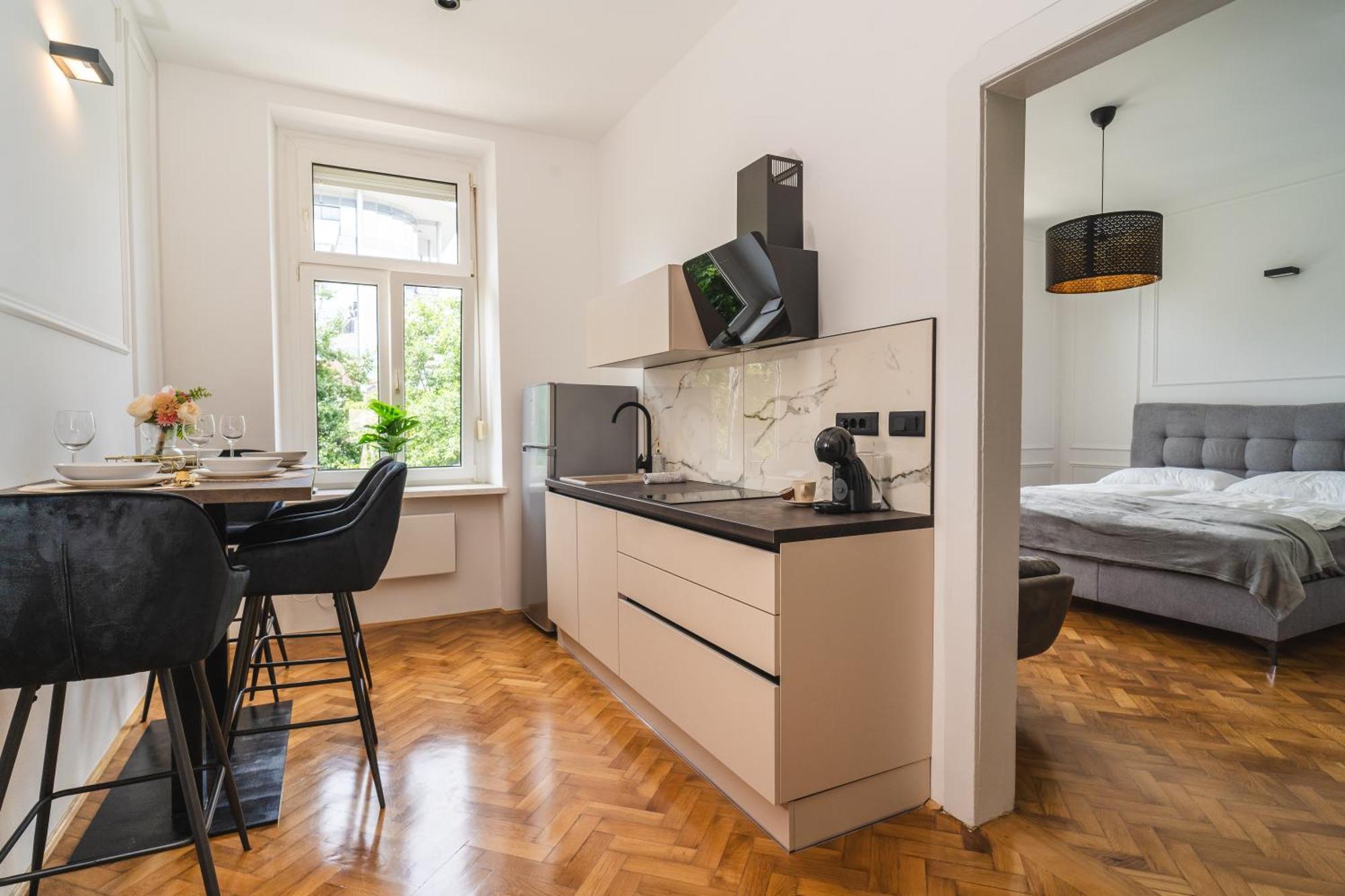 Hl Apartments Maribor Kültér fotó